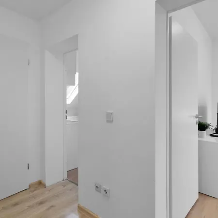 Bege Smartwork Apartment *