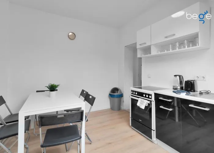 Bege Smartwork Apartman *